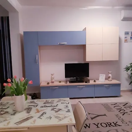 Apartament Two Ira Beach Mamaia *